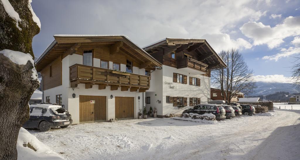 Bed And Breakfast Pension Foidl Oberndorf in Tirol Kültér fotó